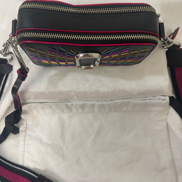 Marc Jacobs The Confetti Snapshot Crossbody Bag with Pink Strap - Picture 4 of 9